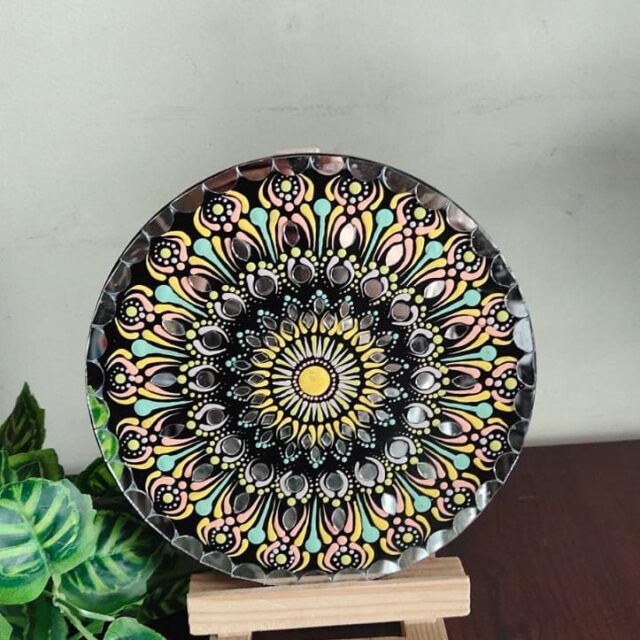 nk lm 02 black golden lippan art 1