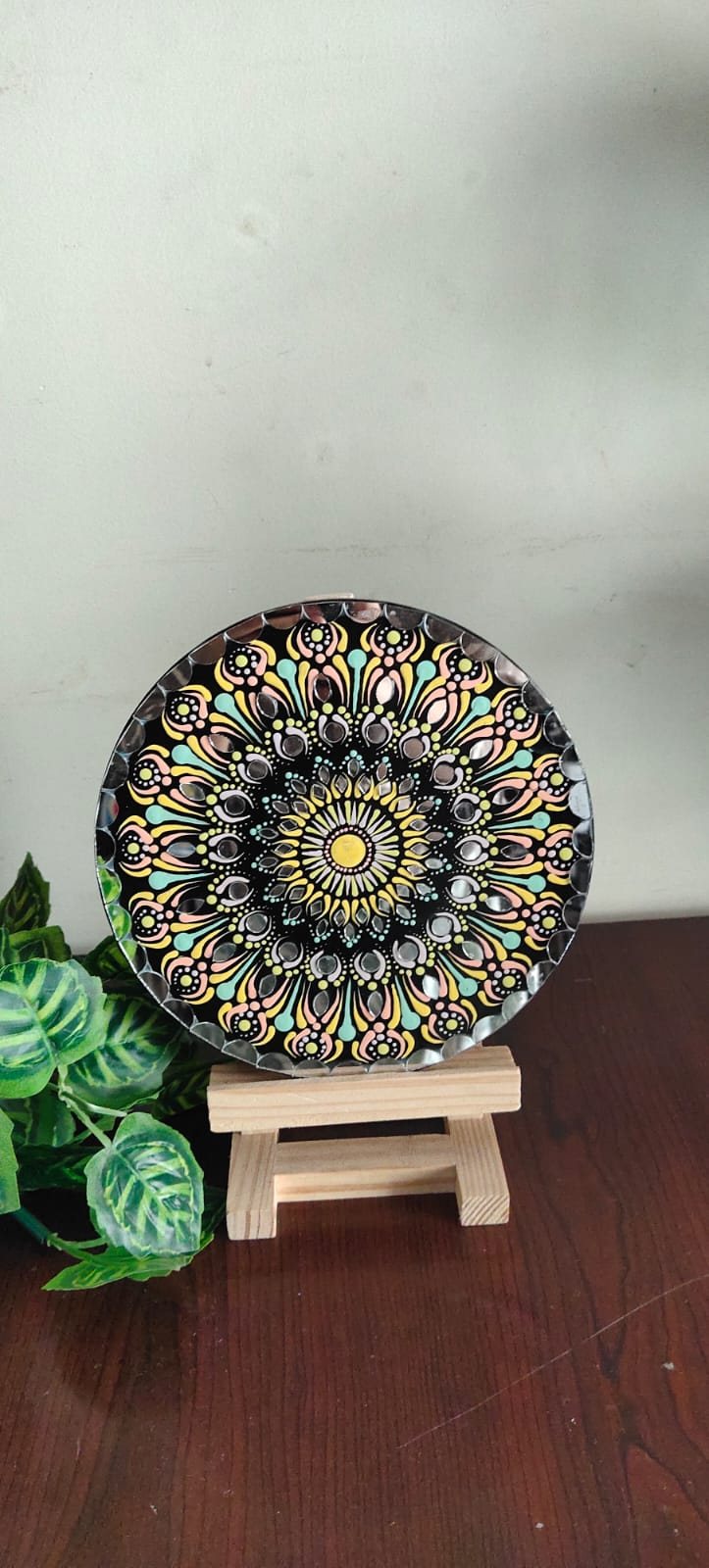 Black & Golden Lippan Art